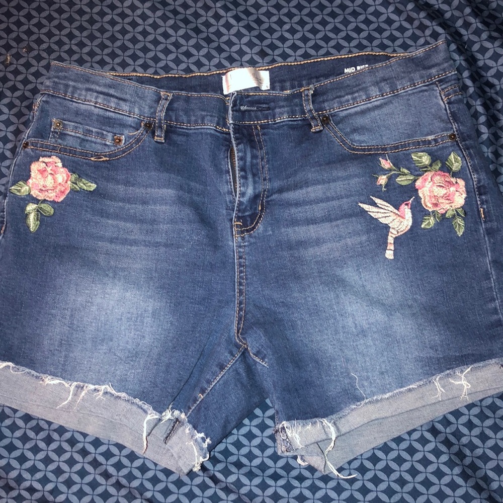 Nicole Miller sz 12 Jean short